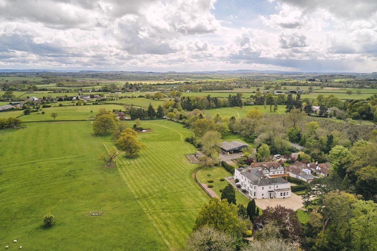 Equestrian Manor Upton upon Severn Exterior foto
